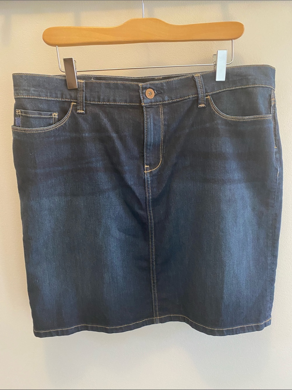 Banana Republic Dark Blue Denim Pencil Skirt
